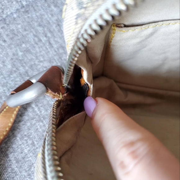 Authentic Louis Vuitton Juliette Mini Lin Crossbody Bag With Blue LV Monogram - Picture 12 of 14